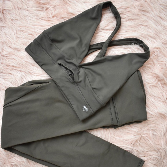 Forever 21 Pants - Olive Green Athletic Set
